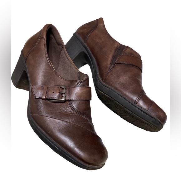 Earth Origins by Earth Leather Upper Buckle slip On Shoe Size 10 M - Picture 4 of 11